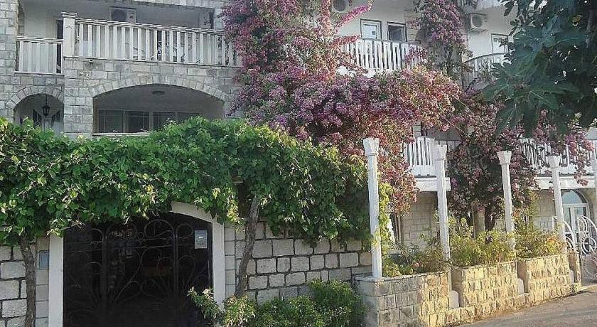 Apartmani Mustur photo