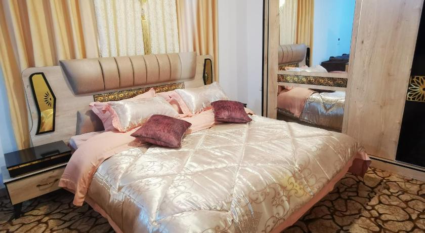karam — Hotel in Madaba