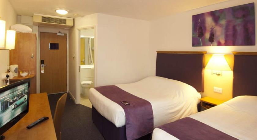 Premier Inn London Heathrow Airport - Bath Road