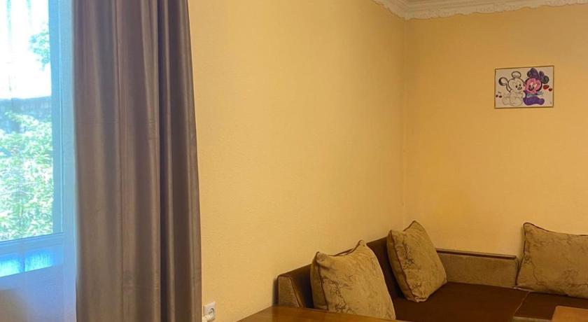 Image of One-Bedroom Chalet 7