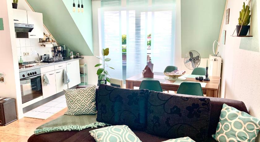 Cottbus-Apartments - Green Apartment I privat I Wifi I Kuche I Balkon