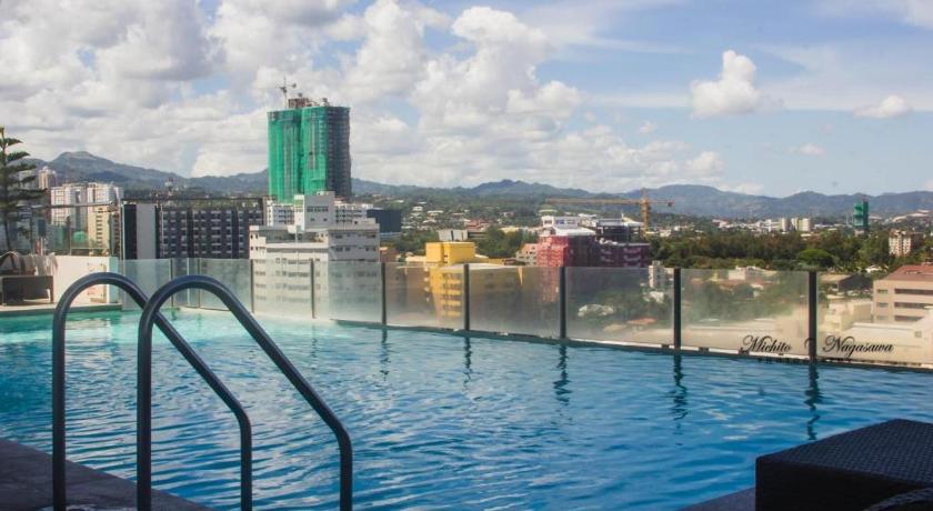 Mabolo garden flat Rooftop Pool A3 Shortwalk to Ayala Mall — Hotel in Cebu