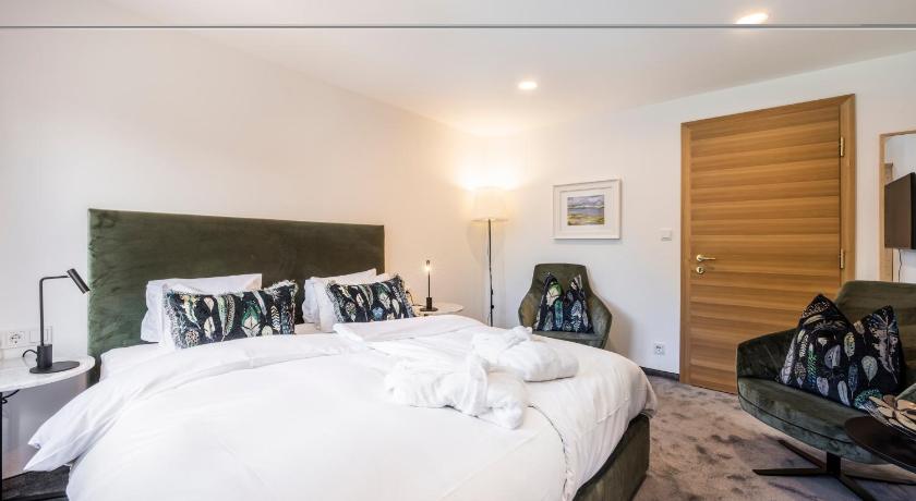 Hotel Christina photo