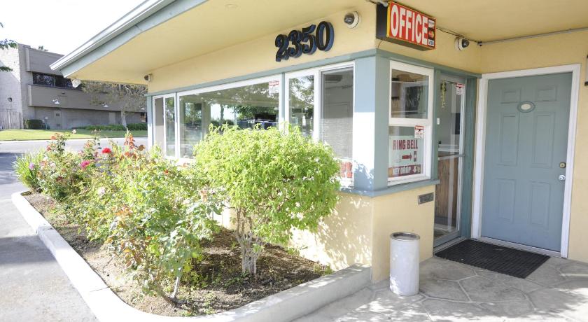 Victoria Motel photo