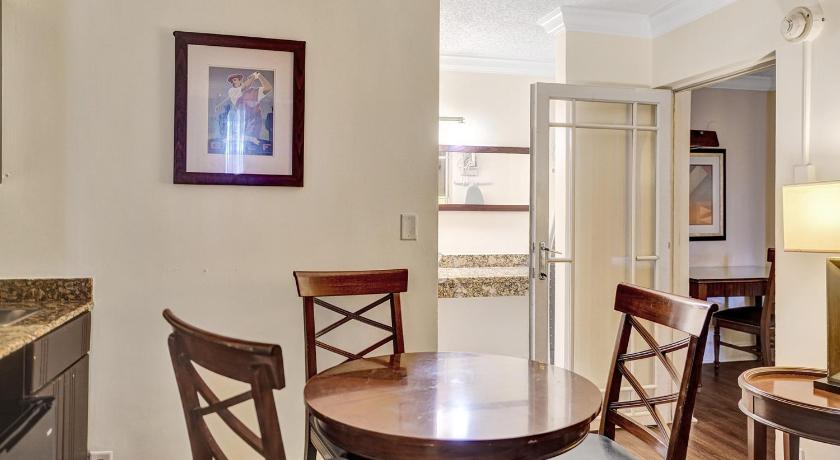 Image of Traditional Suite 2 Double Bed Cityside 14