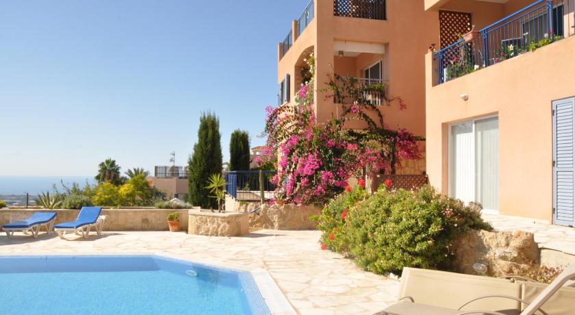 Tala Hills photo