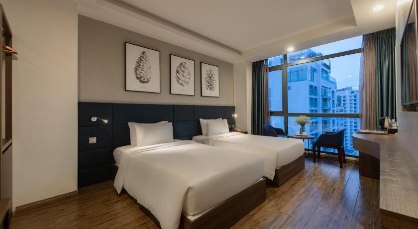 Image of Deluxe City View Double or Twin 10