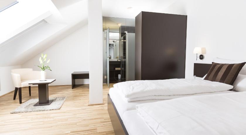 Gastezimmer by Jochlinger photo