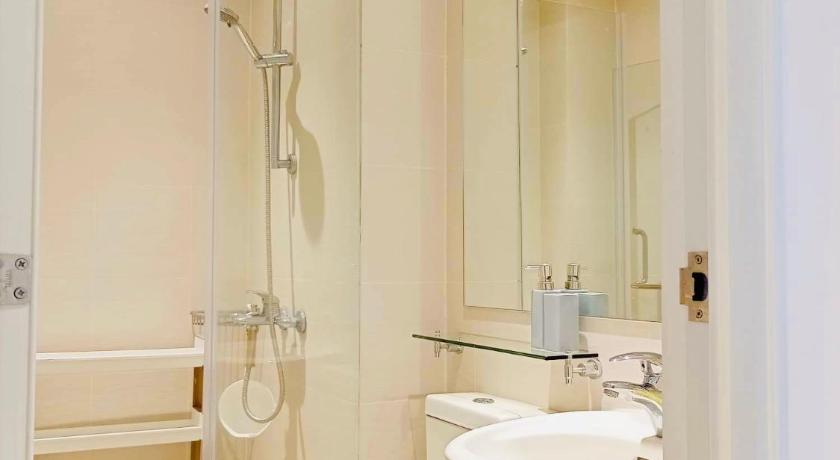 1BR in Azure Beach Resort- JL Residences photo