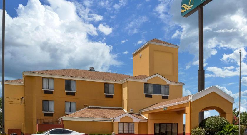 Quality Inn Baytown - Houston East photo