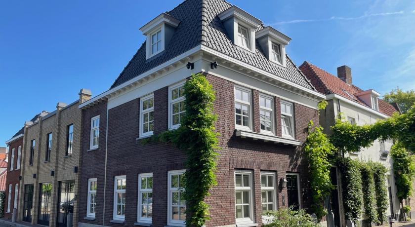 Boutique Hotel Nieuw Uilenburg photo