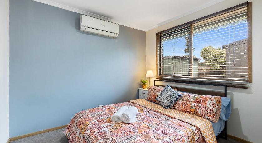 Woodgrove Penthouse - 36 min drive to MEL airport photo