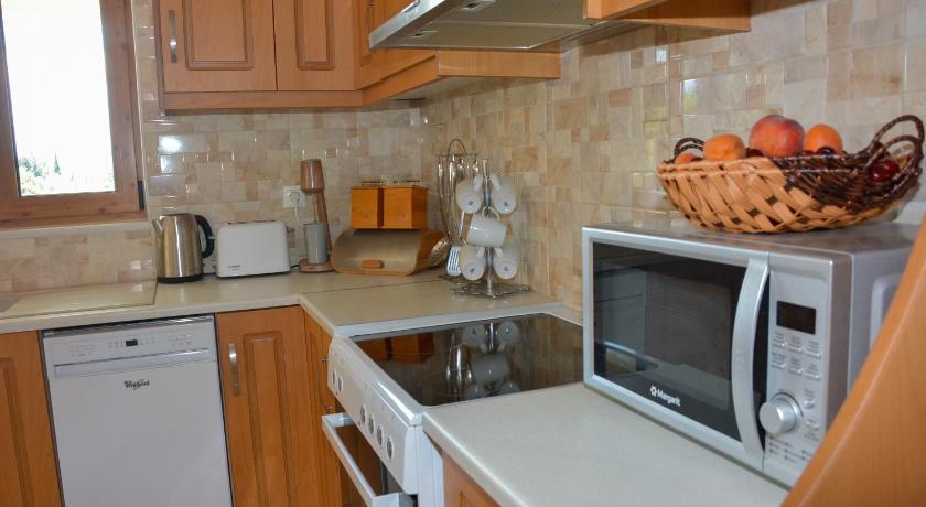 Sea View Three Bedroom Villa Giorgios - image 17