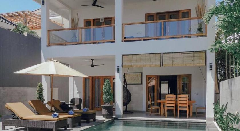 Villa Royal Lovina — Hotel in Bali