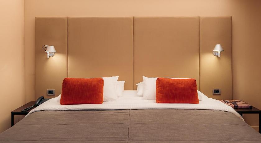 Szoba kétszemélyes ággyal vagy 2 külön ággyal (Double or Twin Room) fotója 13