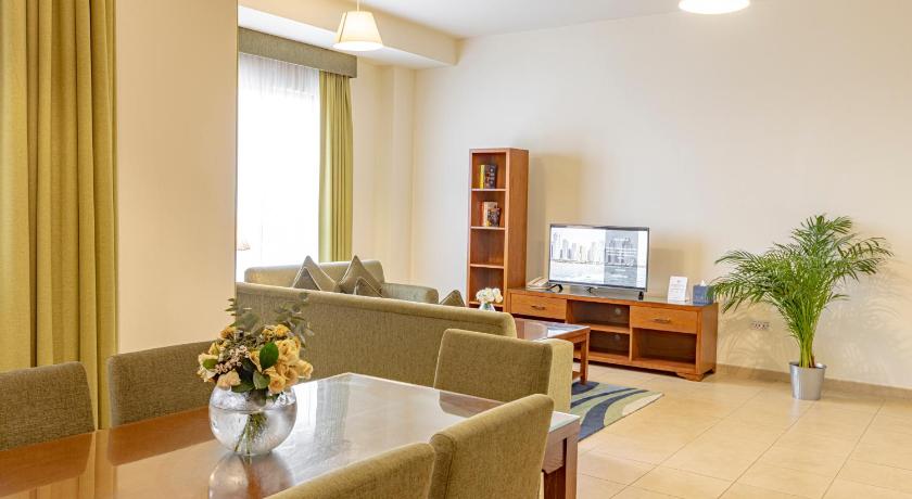 Image of 1 Bedroom Sea View 6