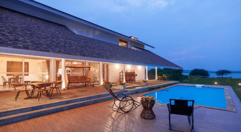 Eva lake view 3Bhk photo
