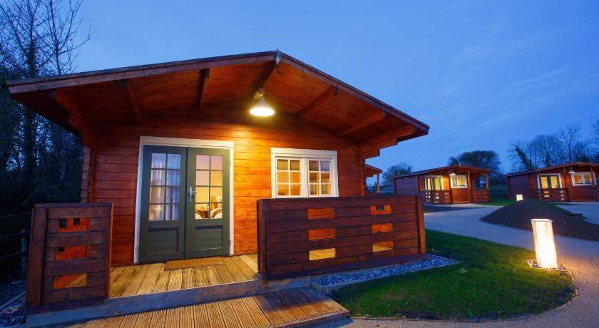 Giltraps Townhouse & Glamping photo