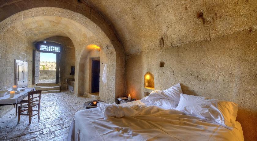 Sextantio Le Grotte Della Civita Hotel