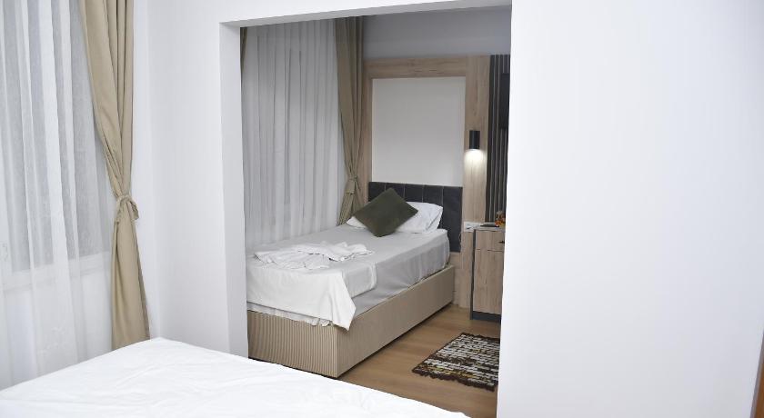 Hotel Arinna photo