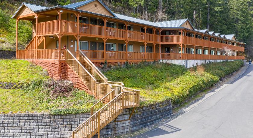 카슨 (WA) Carson Hot Springs Resort & Spa 2성급 숙소 로비