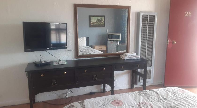 66 Motel photo