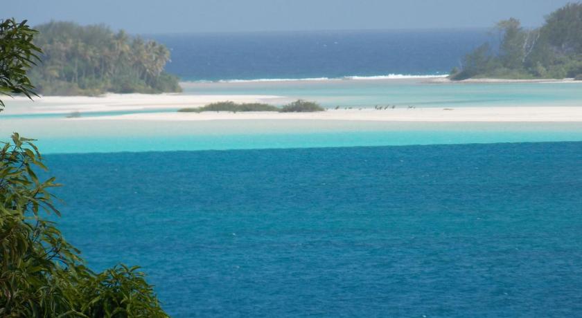 รูปของบังกะโลพร้อมวิวทะเล (Bungalow with Sea View) 4