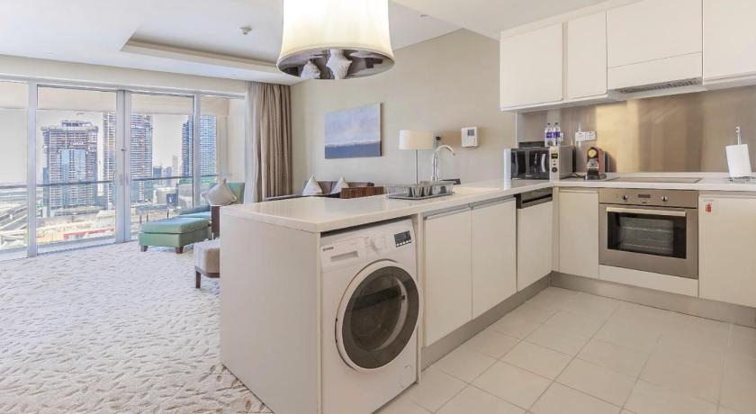 Emaar Fashion Avenue - Formerly Address Dubai Mall Four Apple Holiday Homes - image 11