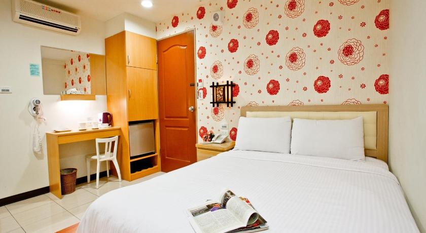 Green Park Commercial Hotel photo