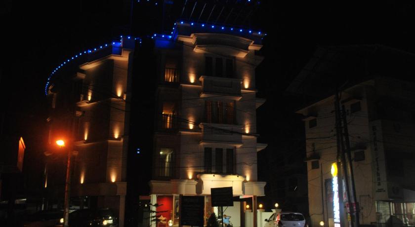 Srivar Hotels