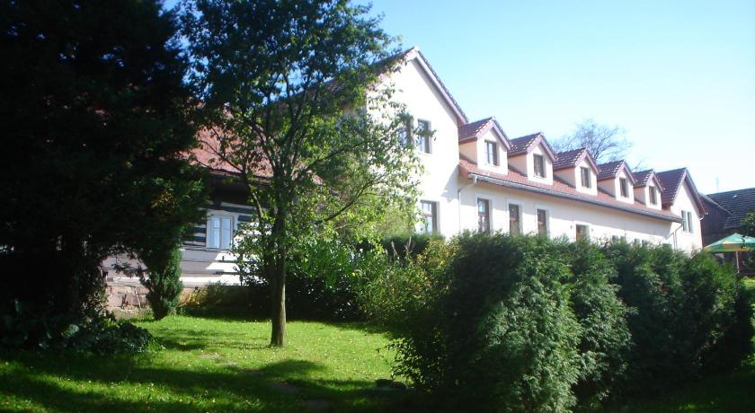Penzion Pod Vyhlidkou — Hotel in Hradec Kralove