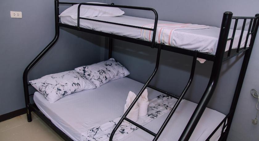 Image of One-Bedroom Apartment 4