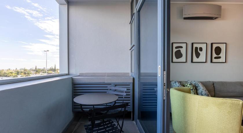 Axis Luxury Apartments photo