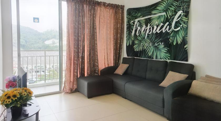 Image of Three-Bedroom Apartment 7