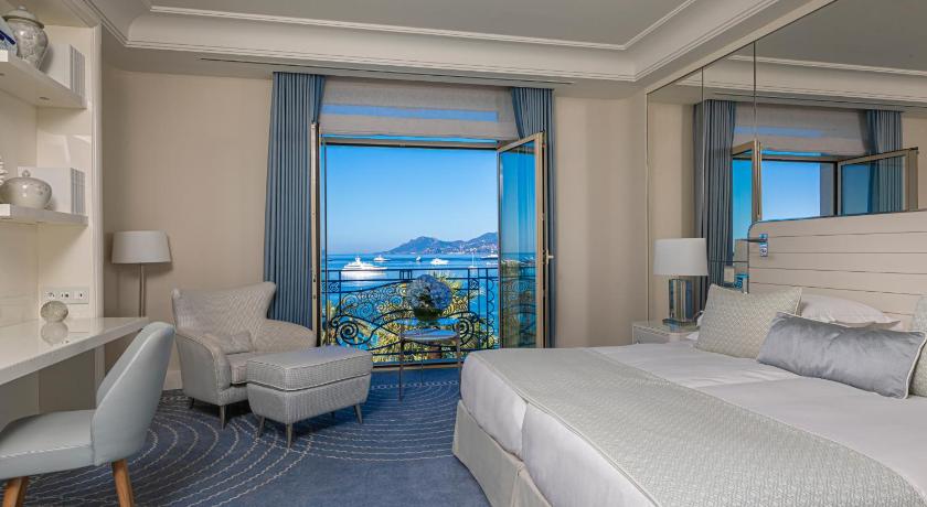 Image of Premium Sea View Room Twin 1