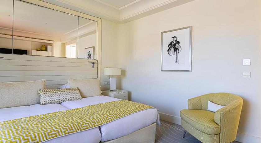 Image of Deluxe Room Twin 5