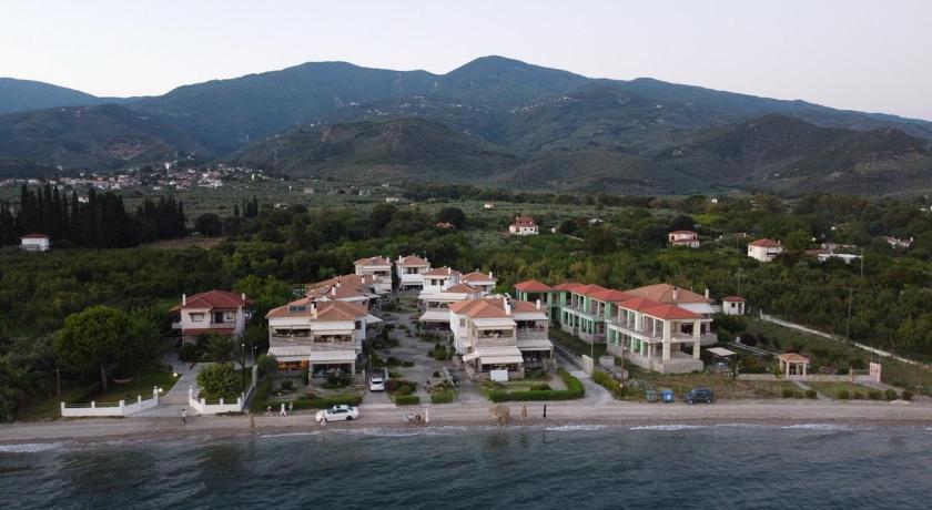 Villa Ambrosia, beach house, Platanidia, Pelion photo