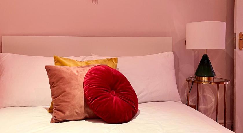 Image of Two-Bedroom Apartment - Cherry Blossom 2 17
