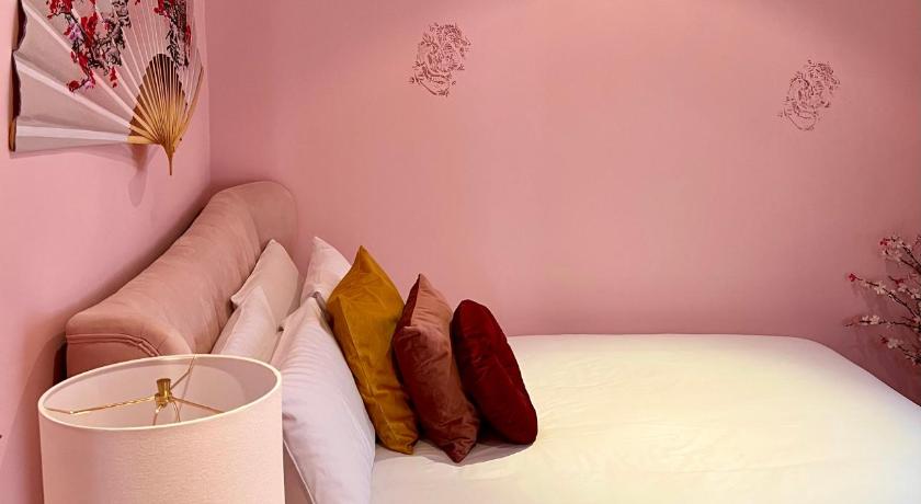 Image of Two-Bedroom Apartment - Cherry Blossom 2 15