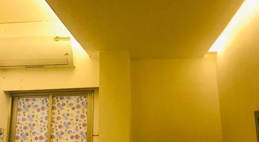 Take Rest ( Colorful Room ) photo