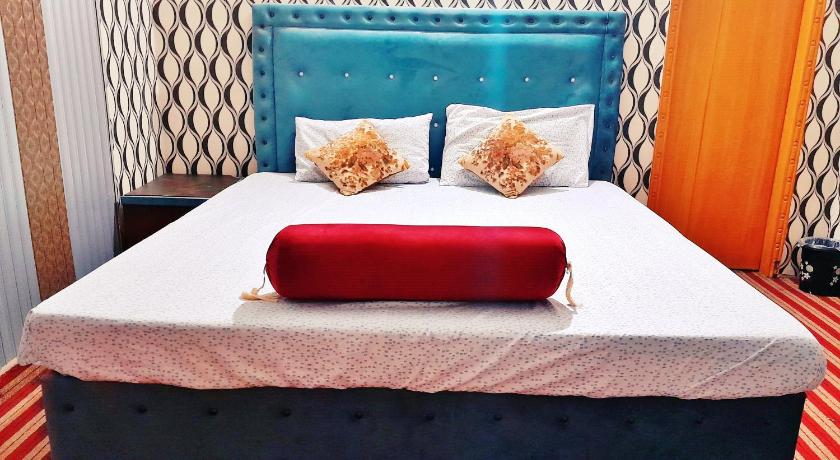 Hotel Super Seven – Lahore, WI