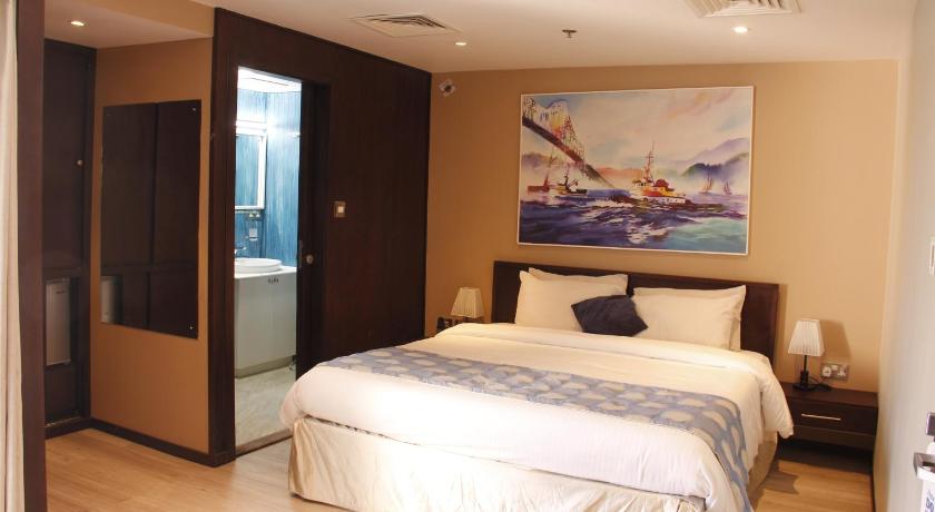 Image of Deluxe Room 0