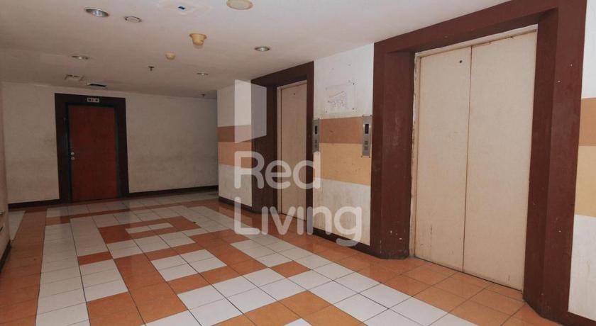 RedLiving Apartemen Casablanca East Residence Kayla Property Tower B – Jakarta, NY