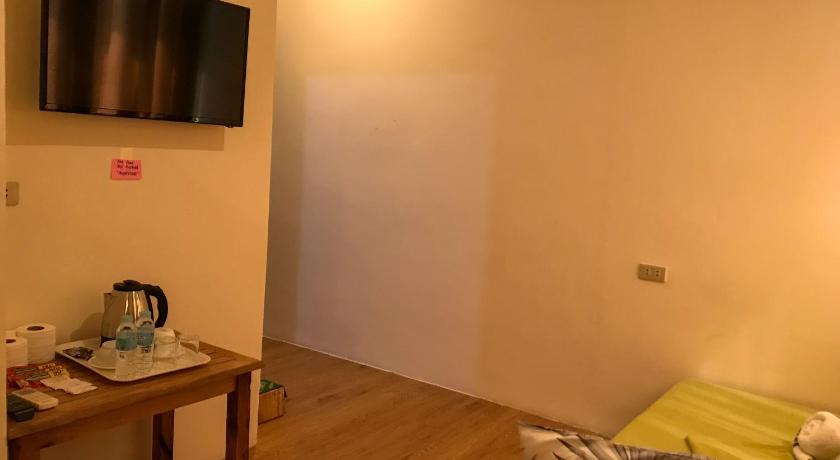 E.I. SUITES photo