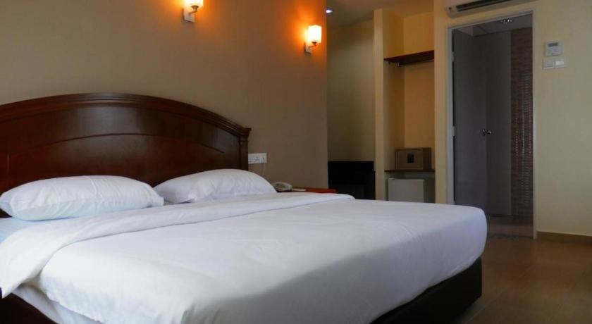 Lks Hotel - image 36