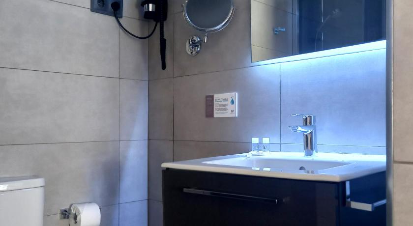 Woohoo Rooms Hortaleza photo