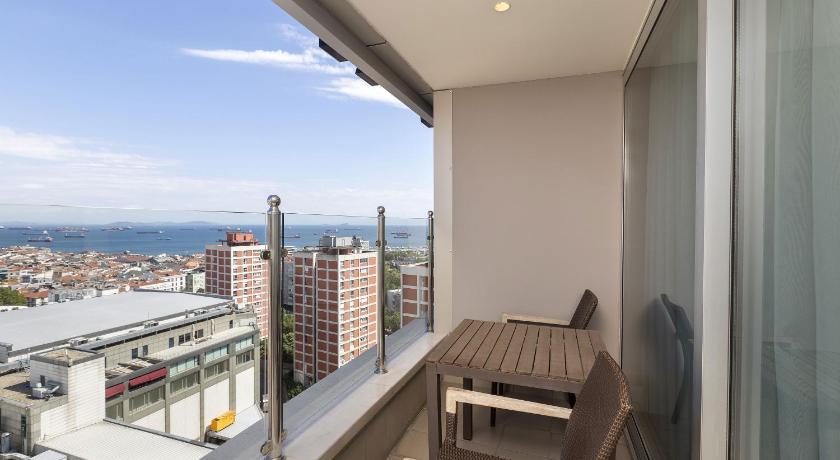 Image of Executive Room with Sea View 1