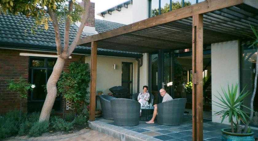 9 Windsor House photo