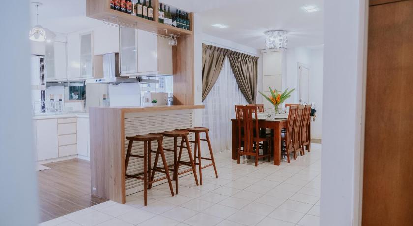 Petronella Apartment C1 Marina Court — Hotel in Kota Kinabalu