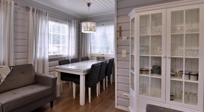 Image of Cozy 6
